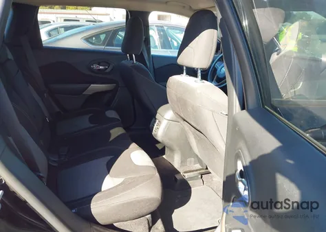 2018 Jeep Cherokee Latitude Fwd from USA, damaged, VIN 1C4PJLCB8JD545156